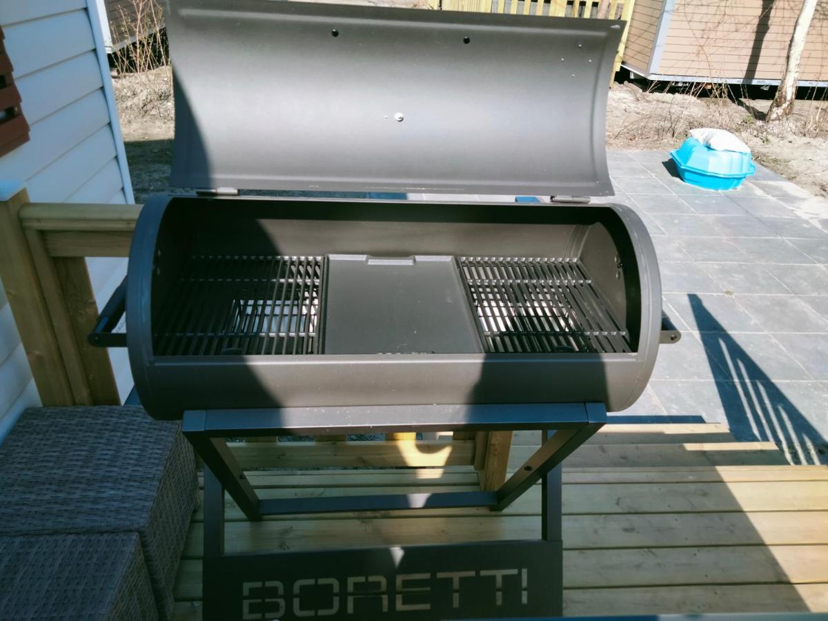 Bj Chalets - Robbengat 85 - Gezellige Chalet Op Vakantiepark Lauwersoog! Vroege Incheck! Met Airco! Kültér fotó